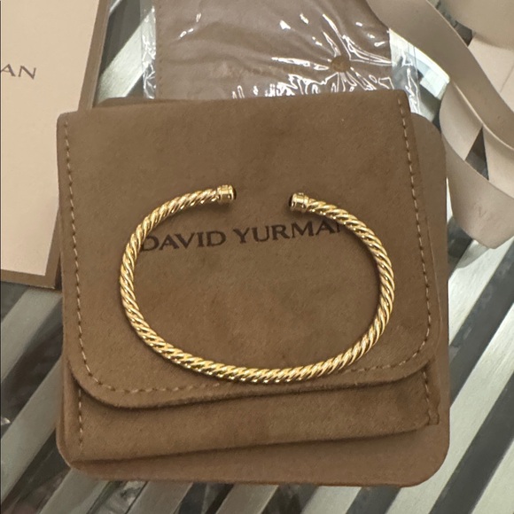 David Yurman Cable Cuff Bracelet in 18K Yellow Gold with Black Onyx4mm